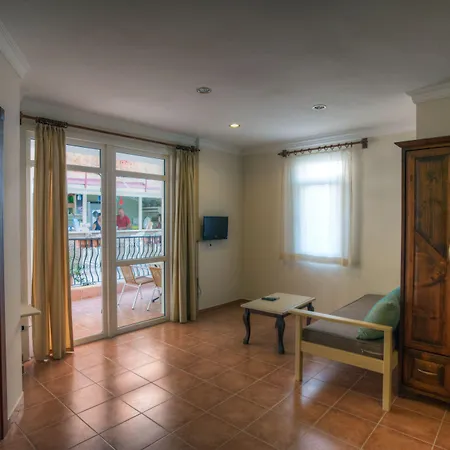 朗塔纳公寓酒店 卡斯