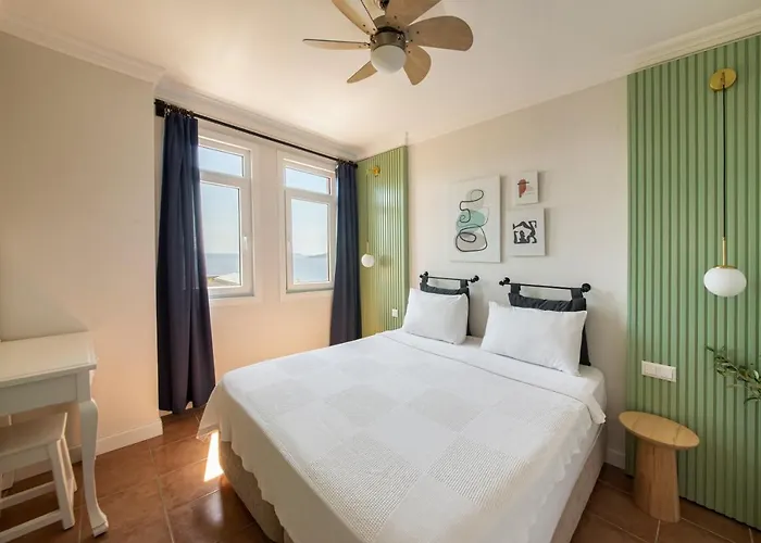 Lantana Aparts 카스