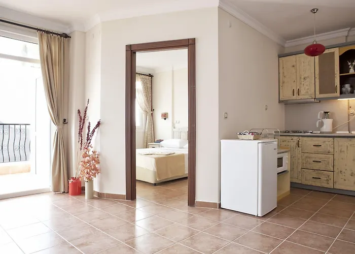 Aparthotel Lantana Aparts